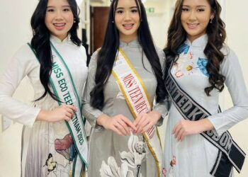 Gương mặt Việt trên sàn diễn tuần lễ thời trang London- Ảnh 1.