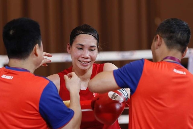 Nữ võ sĩ người dân tộc Tày Hà Thị Linh giành vé tham dự Olympic Paris- Ảnh 1.