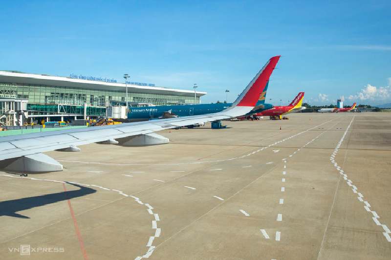 Người dân Tiền Giang ồ ạt trồng sầu riêng