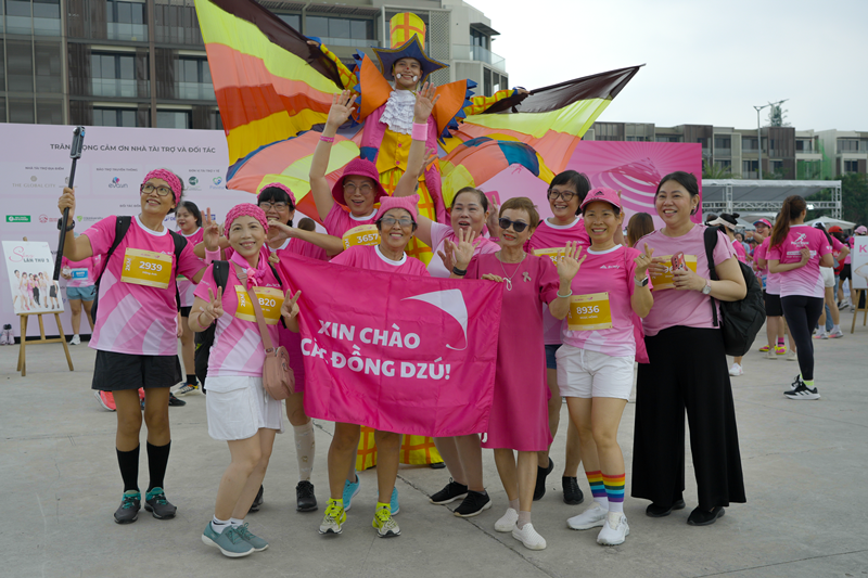 Hàng ngàn trái tim cùng chung nhịp đập vì cộng đồng tại Pink Run