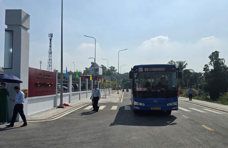 TPHCM đưa vào vận hành Bến xe buýt Lê Minh Xuân