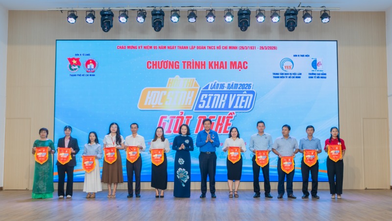 138 đội học sinh tham gia tranh tài tại Hội thi “Học sinh, Sinh viên giỏi nghề” lần 16